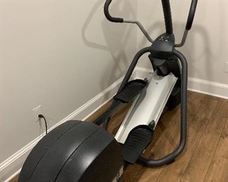 Precor EFX 5.23 elliptical fitness crosstrainer