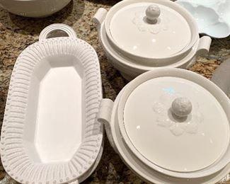 Villeroy & Boch and other serving pieces