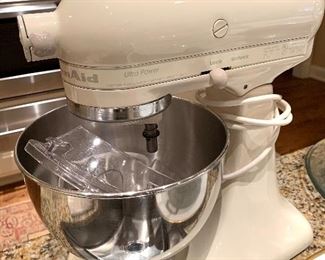 Kitchen Aid stand mixer