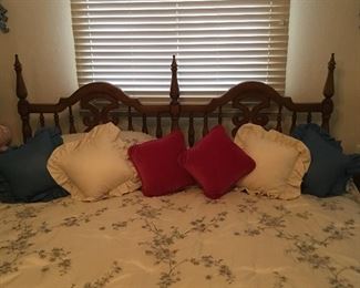 Bedroom - king size headboard