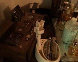Items on dresser