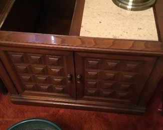 Large table (square)