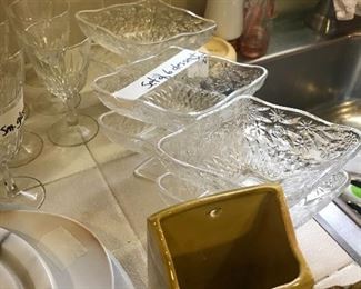 Footed dessert set of 6