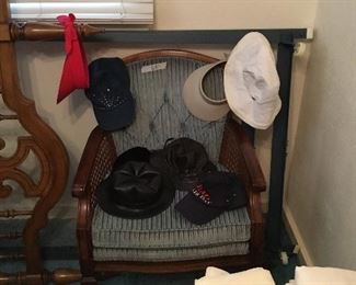 Bedroom - ladies hats