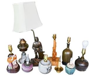 30. Interesting Mixed Lot Vintage Table Lamps