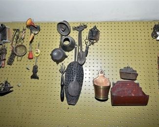 158. Grouping of Vintage Metal Items