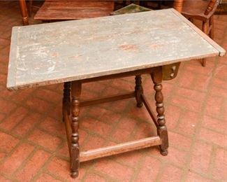 283. Vintage Country Primitive Pine Wood Side Table