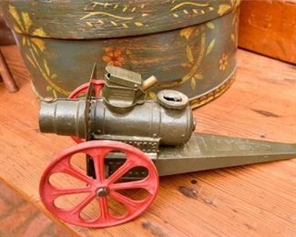 294. Vintage Cast Iron Big Bang Toy Cannon