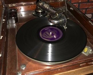 Victor Victrola phonograph