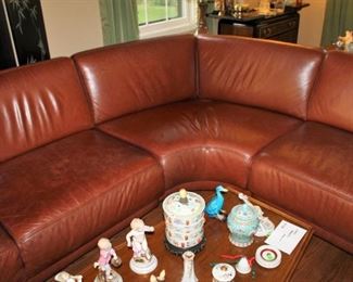 Contemporary brown leather sectional sofa