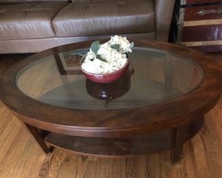 Oval wood/glass coffee table