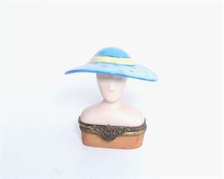 Limoges porcelain trinket box