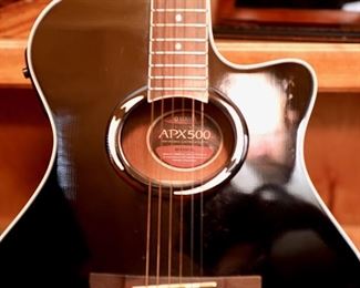 Yamaha APX500 Acoustic Guitar