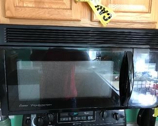 Amana undershelf microwave