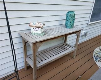 Wood outdoor accent table