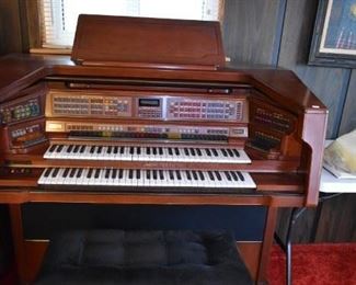 LOWREY ORGAN W/BENCH