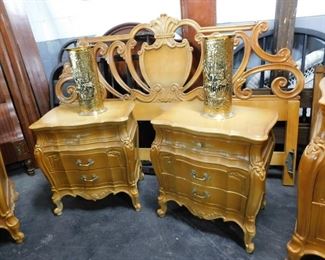 Union 6 pc French Provincial solid wood carmel colored bedroom set