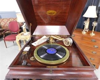 Gorgeous Antique Brunswick victrola with original manual (Works)