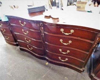 white furniture dresser