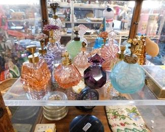 Assorted vintage IRice etc perfume bottles