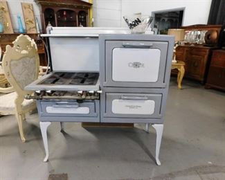 Crown Gas porcelain stove Dec 1926 EUC