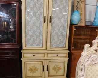 French Provincial China lighted cabinet