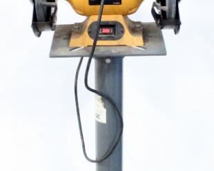 Central Machinery 8" Bench Grinder Model 37823, 3/4 HP, On Stand, Powers On