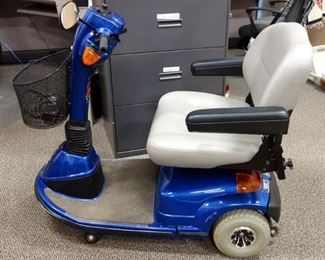 Pride Mobility Products Maxima 3-Wheel Heavy Duty Mobility Scooter, With Anti-Tip Wheels, Charger, Rear View, Arms Adjust Wide, Mirror, Charged And Working