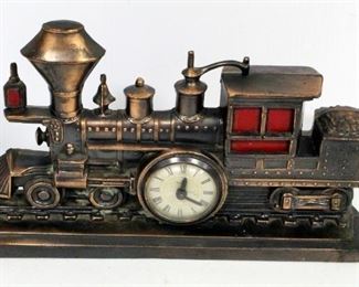 United Metal Goods Mfg Co Electric Locomotive Light-Up Clock Model 703, Runs