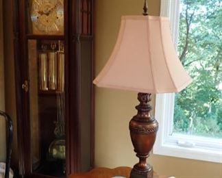 SIDE TABLE DETAILED TOP / TABLE LAMP / GRANDFATHER CLOCK