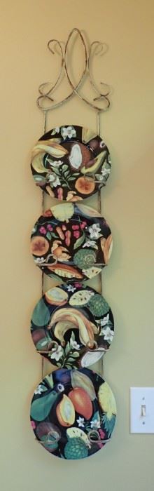 FUN AND COLORFUL WALL PLATES