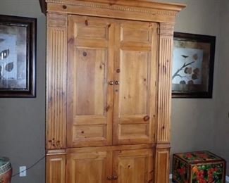 MAJESTIC PINE STORAGE UNIT WITH WRAP AROUND DOORS