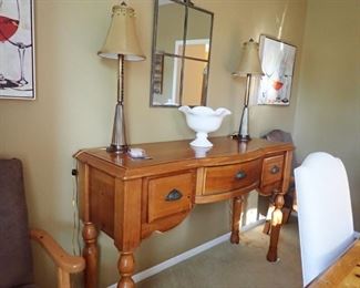 BUFFET LAMPS / BUFFET / WINE DECOR