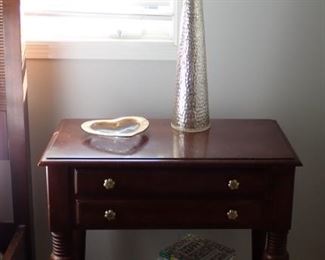 END TABLES WITH DRAWER / SILVER LAMP