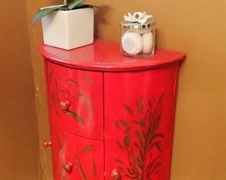 CUTE 1/2 ROUND RED CHEST