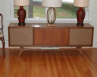 Mid Century Stereo- great sound