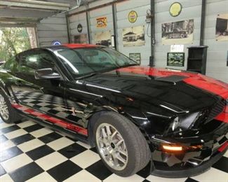 2009 Shelby Mustang GT500 V-8, 6 Speed, 27,000 Miles