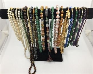  Large Vintage Necklace Collection https://ctbids.com/#!/description/share/225585