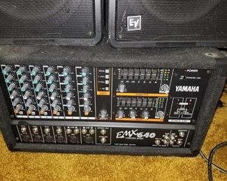 Yamaha EMX 640 Mixer