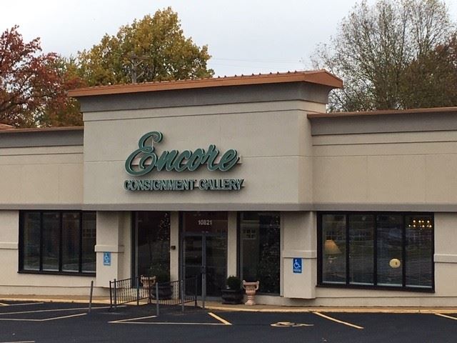 10821 Manchester Road - Kirkwood