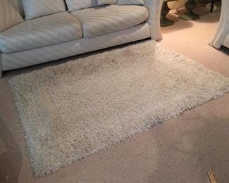 Large White/Cream Shag Rug 74"x53", Great Condition.