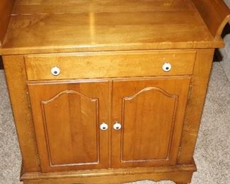 EA reproduction dry sink