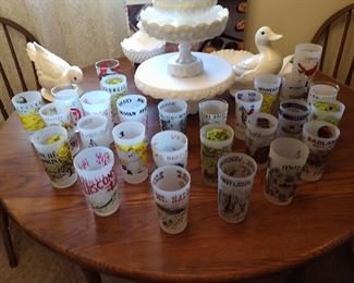 VINTAGE SOUVENIER STATES DRINKING BAR GLASSES