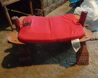 saddle chair