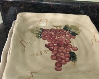 Wine grape plates 