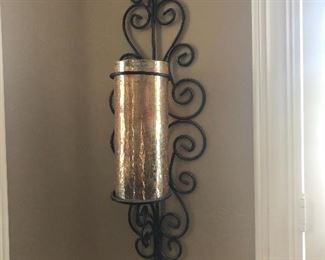 Metal decor with candles 