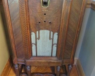 Antique Philco Radio Cabinet 
