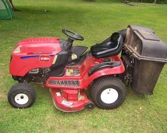 THIS IS A TORO LX 465 TWIN CYLINDER WITH GRASS CATCHER