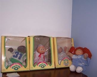  CABBAGE PATCH DOLLS