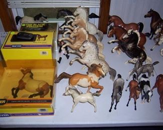BREYER ANIMAL CREATIONS
